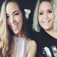 Miranda May sister Samantha May Miranda May sister Samantha May