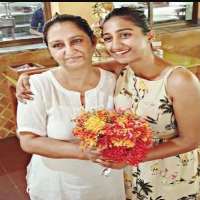 Mohena Kumari Mother Ragini Singh
