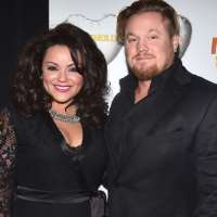 Katy Mixon husband Breaux Greer Katy Mixon husband Breaux Greer