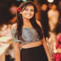 Dinakshie Priyasad sister Shanudrie Priyasad