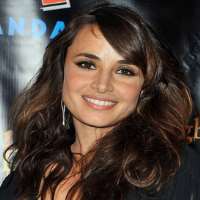 David Anders girlfriend Mia Maestro