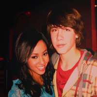 Vanessa Morgan boyfriend Munro Chambers