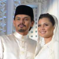 Lisa Surihani husband Yusry Abdul Halim