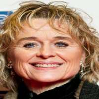 Max Irons Mother Sinead Cusack Max Irons Mother Sinead Cusack