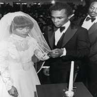 Sugar Ray Leonard Birthday, Real Name, Age, Weight, Height, Family, Contact Details, Wife ...