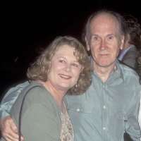 Shirley Knight boyfriend John Hopkins