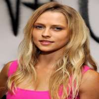 Russell Brand girlfriend Teresa Palmer Russell Brand girlfriend Teresa Palmer