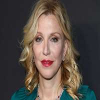 Russell Brand girlfriend Courtney Love Russell Brand girlfriend Courtney Love