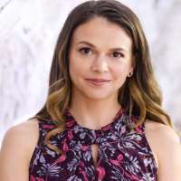 Hunter Foster sister Sutton Foster