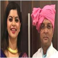Sneha Wagh Father Ganesh Wagh