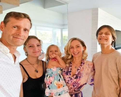 Aria Kurzawa Family
