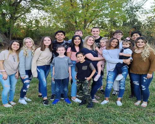 Melinda Pettit Family