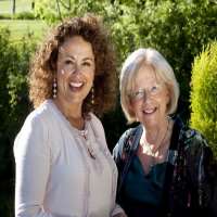 Nadia Sawalha Mother Roberta Sawalha Nadia Sawalha Mother Roberta Sawalha