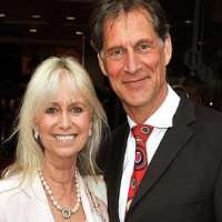 Susan George husband Simon MacCorkindale Susan George husband Simon MacCorkindale