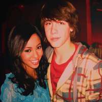 Munro Chambers girlfriend Vanessa Morgan