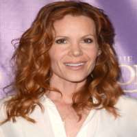 Eric Lively sister Robyn Lively (Half-Sister) Eric Lively sister Robyn Lively (Half-Sister)