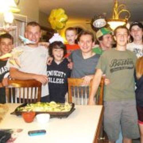 Drew Starkey Family