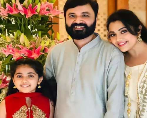 Meena (Tamil Actress) Family