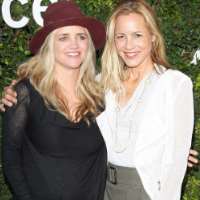 Maria Bello boyfriend Clare Munn