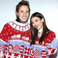 Reeve Carney girlfriend Victoria Justice