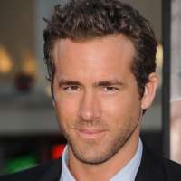 Scarlett Johansson husband Ryan Reynolds