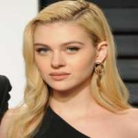 Paul Klein girlfriend Nicola Peltz
