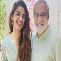 Sanam Saeed Father Telal Saeed