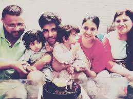 Kinshuk Mahajan Family