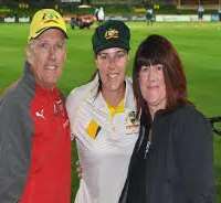 Tahlia McGrath Mother Linda