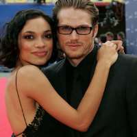 Rosario Dawson boyfriend Jason Lewis