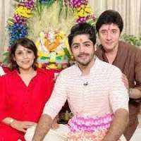 Abhishek Kapur Mother Alka Tacker Kapur