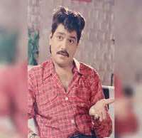 Abhinay Berde Father Laxmikant Berde