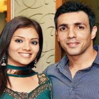 Megha Gupta husband Aditya Shroff