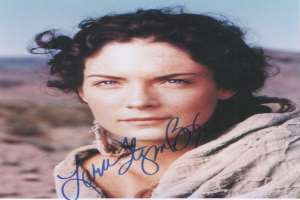Lara Flynn Boyle Signature