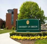 Sam Elliott Clark College, Vancouver, Washington, University of Oregon