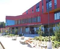 Rainn Wilson Kellogg Middle School,  Shorecrest High School, Shoreline, Washington, New Trier High School