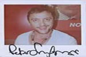 Peter Serafinowicz Signature