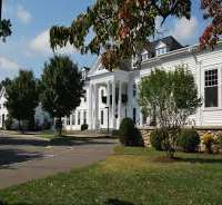 Allison Williams New Canaan Country School
