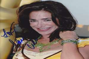 Claudia Wells Signature