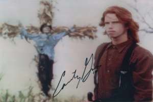 Courtney Gains Signature
