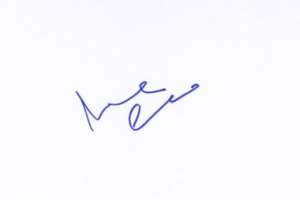 Michael Caine Signature