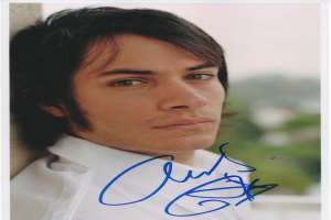 Gael Garcia Bernal Signature