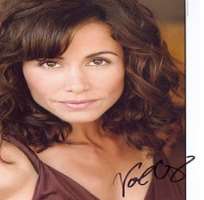 Valerie Cruz Signature