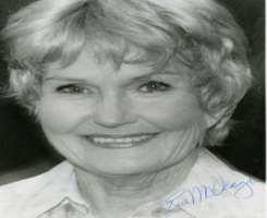 Eve McVeagh Signature