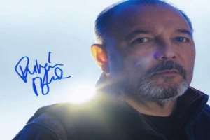 Ruben Blades Signature