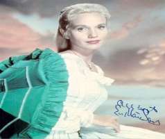 Eva Marie Saint Signature