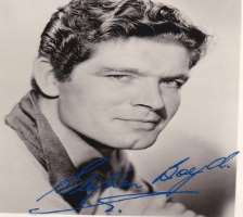 Stephen Boyd (Actor) Signature