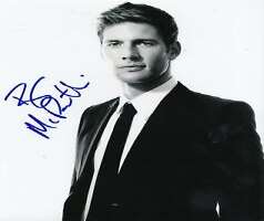 Ryan McPartlin Signature