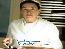 Julianne Nicholson Signature