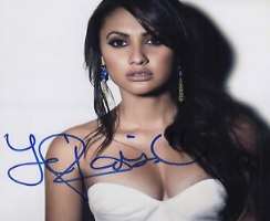 Francia Rais Signature